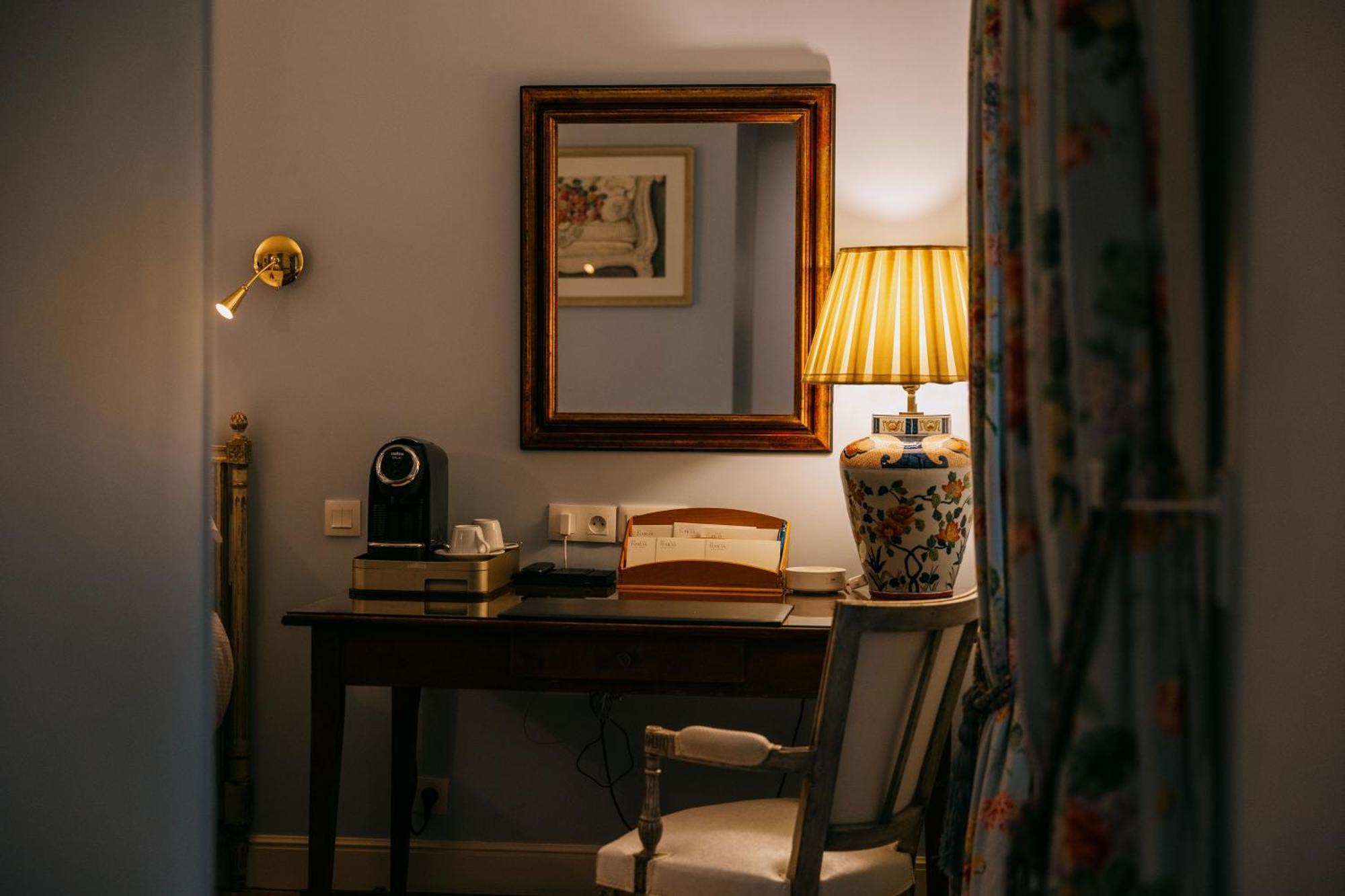 Hotel De Toiras Saint-Martin-de-Ré Rom bilde